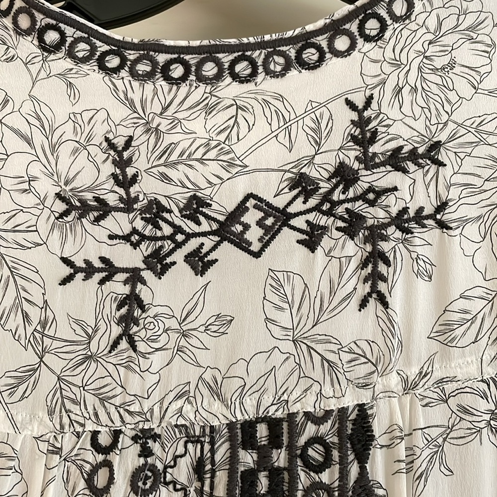 Biya Johnny Was Kanchan Dress, white and black silk, lined, NWT, pockets - Picture 7 of 11